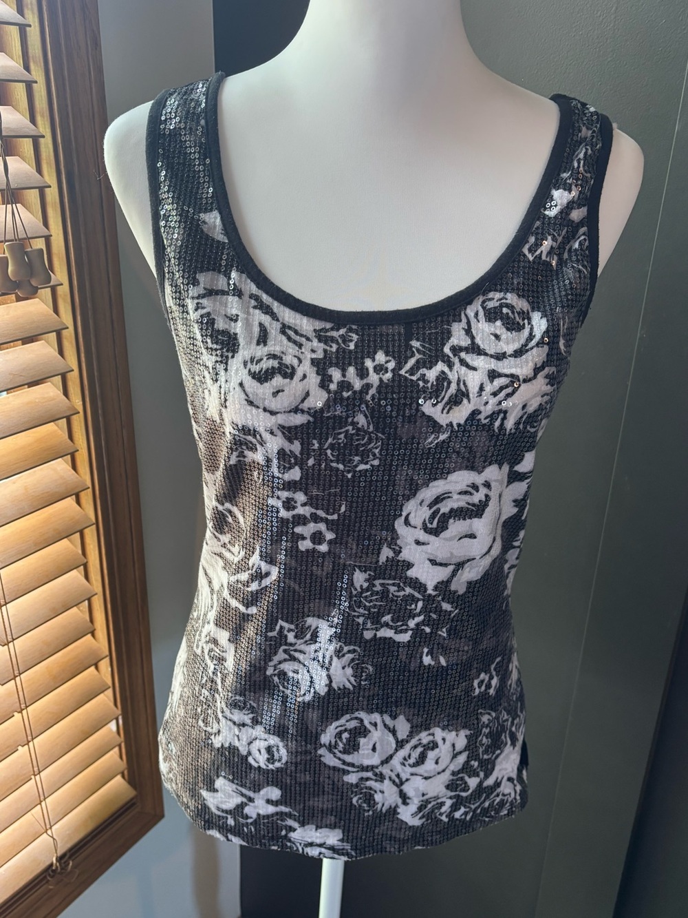 Bongo Y2K Black Sequin Floral Semi Sheer Tank Top L/G